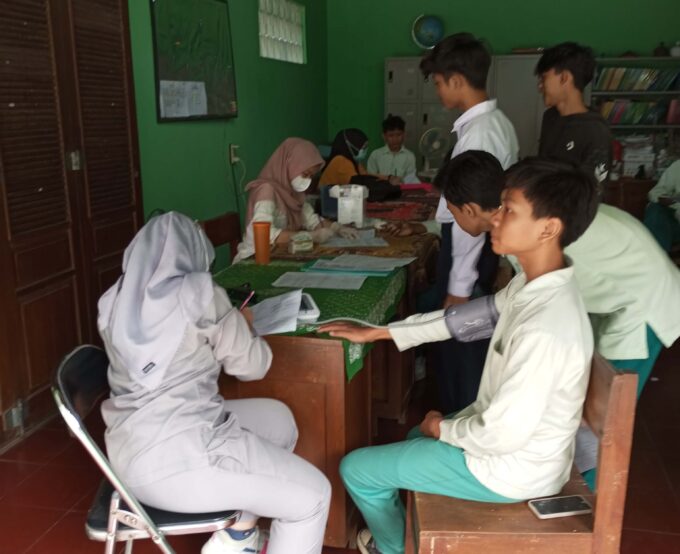 Cek Kesehatan Bersama Puskesmas Mantrijeron